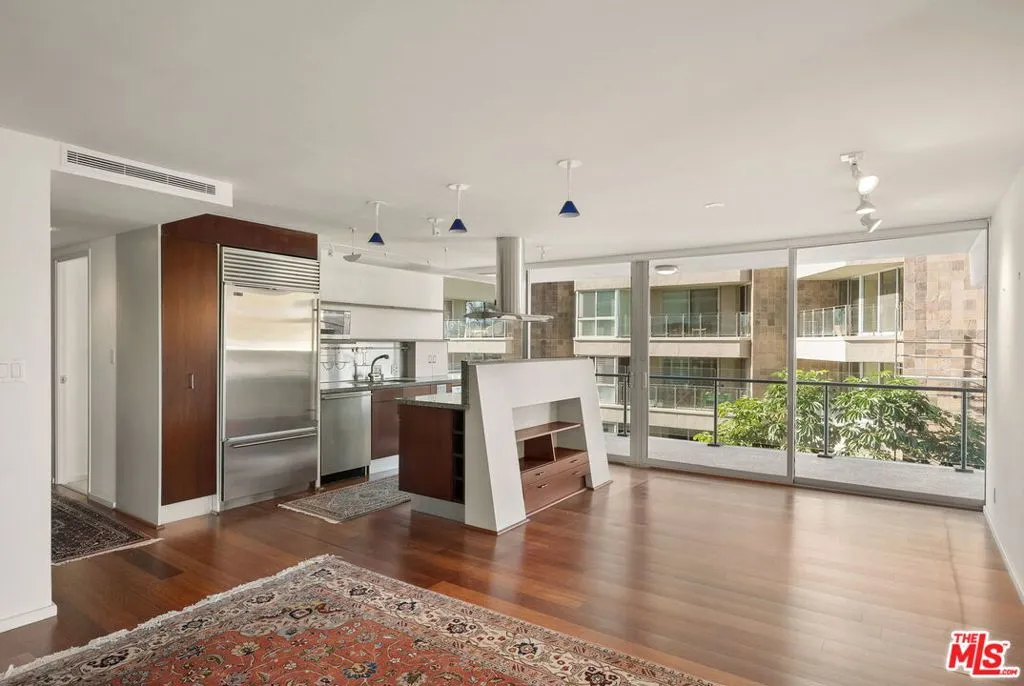 535 Ocean Avenue 5c, Santa Monica, California 90402 home-pic-3